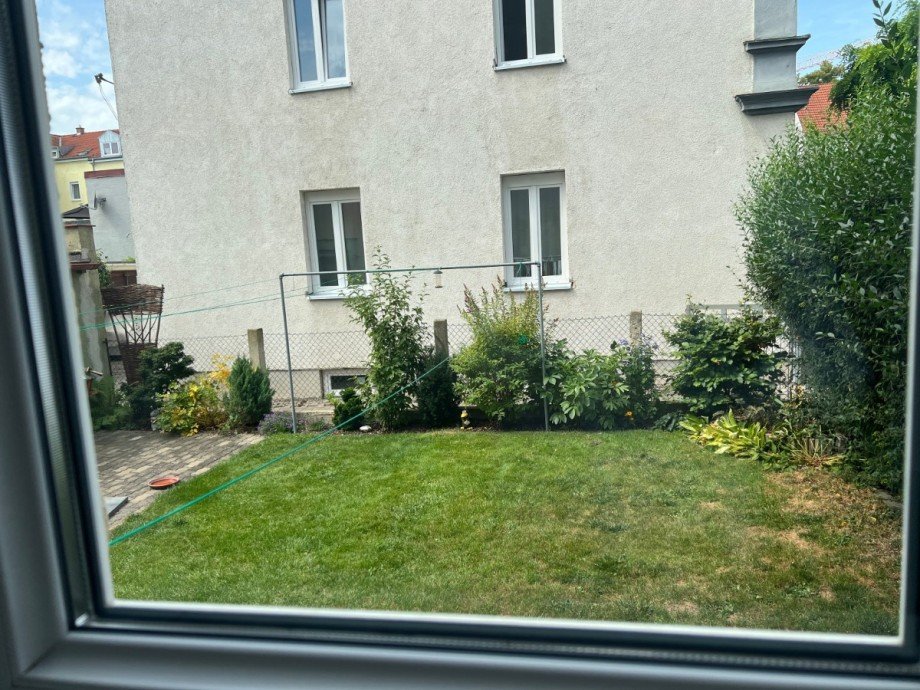 Blick aus dem Fenster Mehrfamilienhaus Augsburg