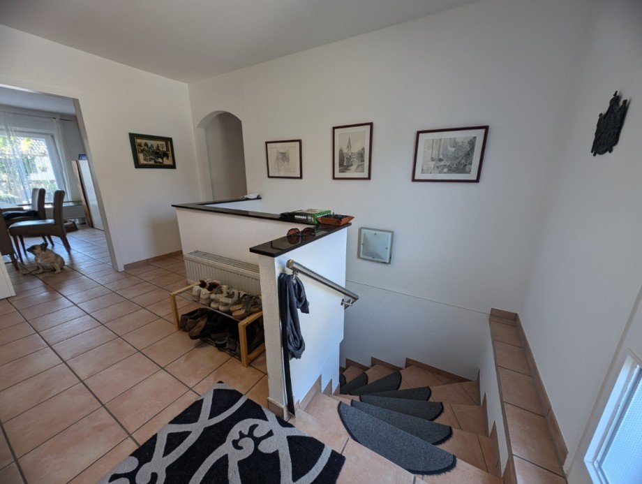Flur, schwellenloser Bodenbelag im ganzen Haus Haus Obergriesbach