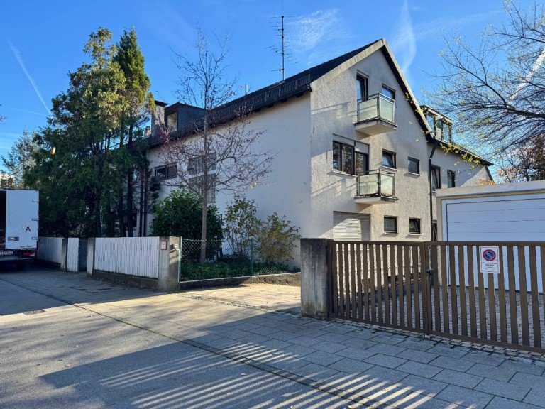 IMG_1124 M�nchen - Maxhof Erdgeschosswohnung *** Provisionsfrei f�r Kaufende *** Ruhige Erdgeschosswohnung mit S�dterrasse im M�nchner S�den