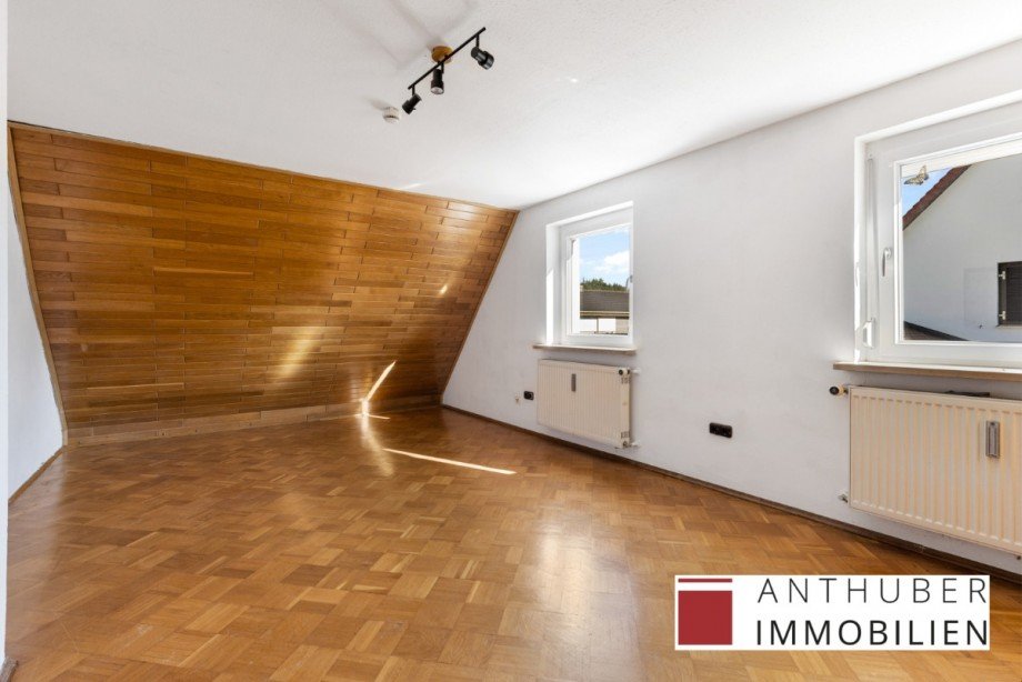 Schlafzimmer im OG Mehrfamilienhaus Fischach