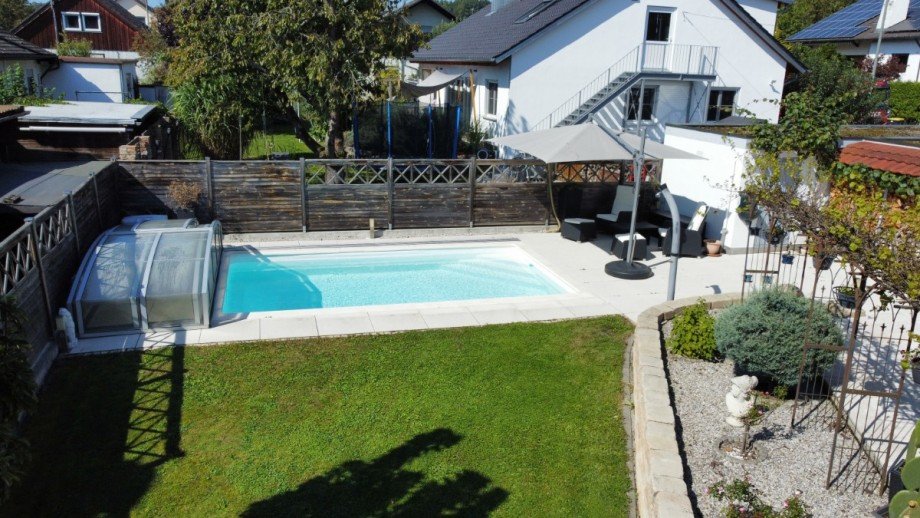 Sonniger Pool Haus Obergriesbach