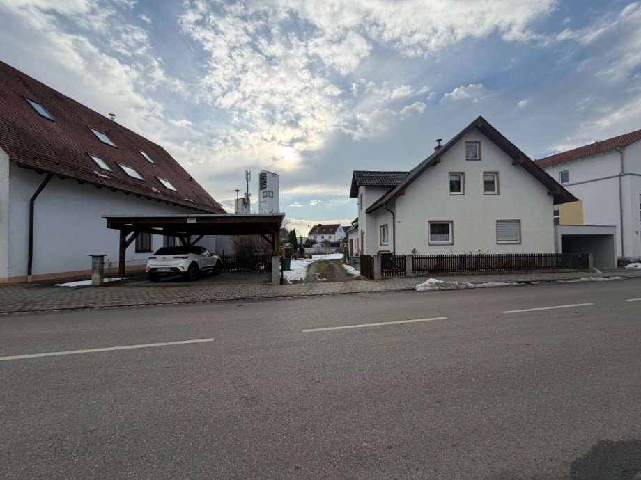 IMG_2647 Zweifamilienhaus Nordendorf