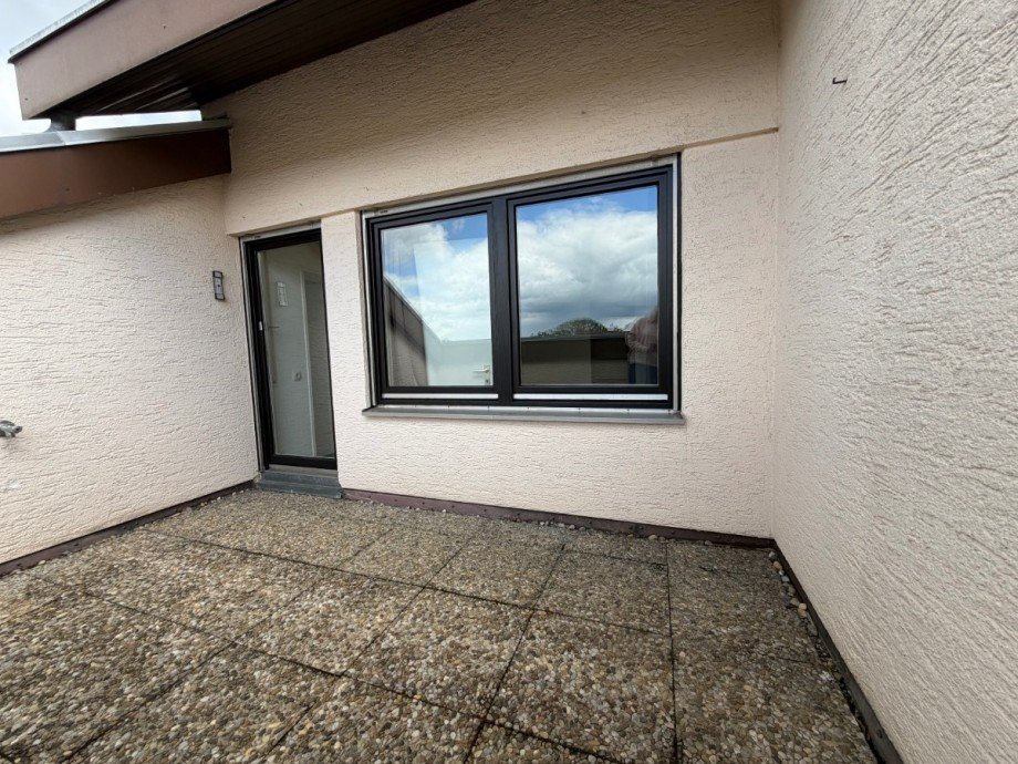 Terrasse OG Maisonettewohnung Neus��