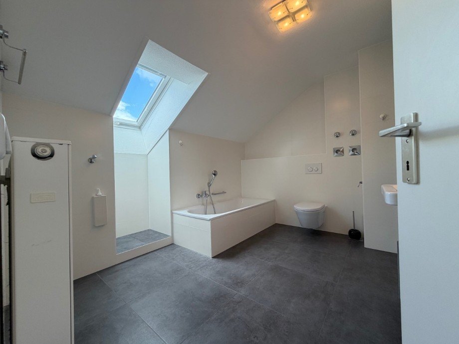 Badezimmer Maisonettewohnung Neus��