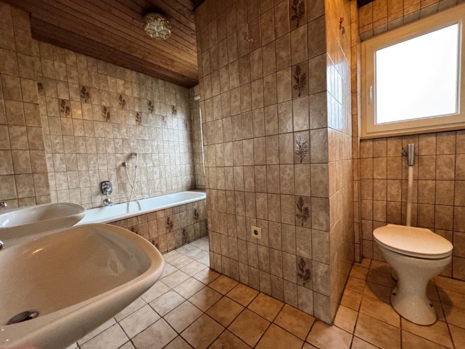 Bad OG Einfamilienhaus Gessertshausen