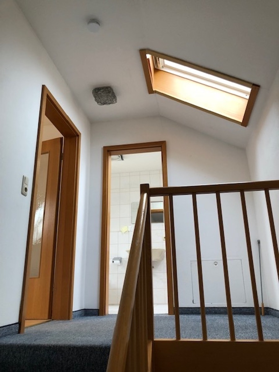 Innentreppe1 Maisonettewohnung Neus��