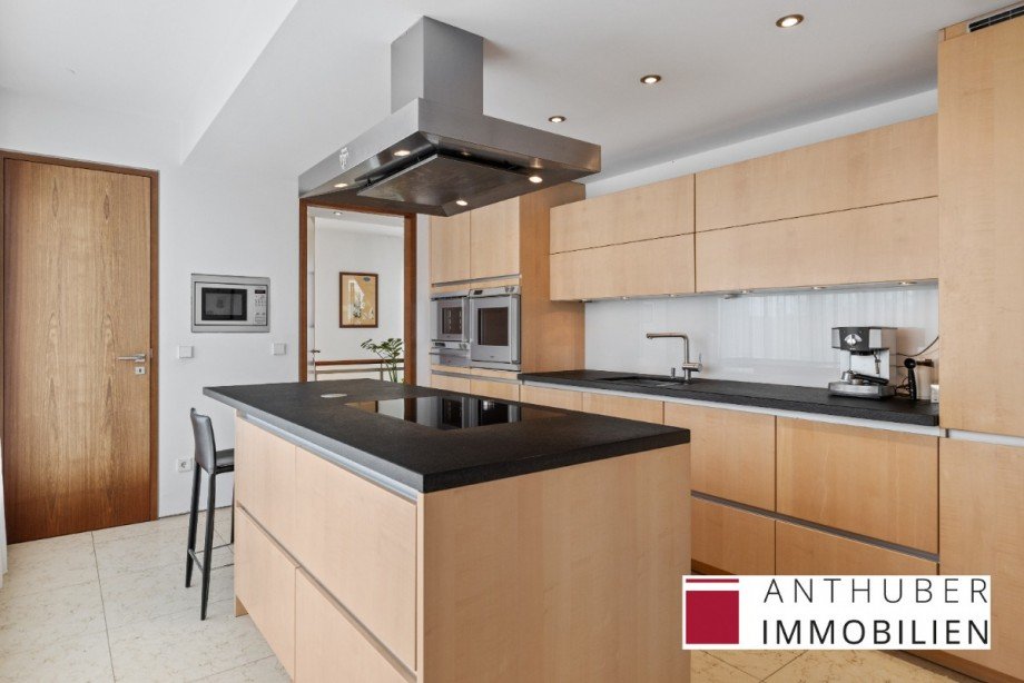 Moderne K�che Villa Diedorf