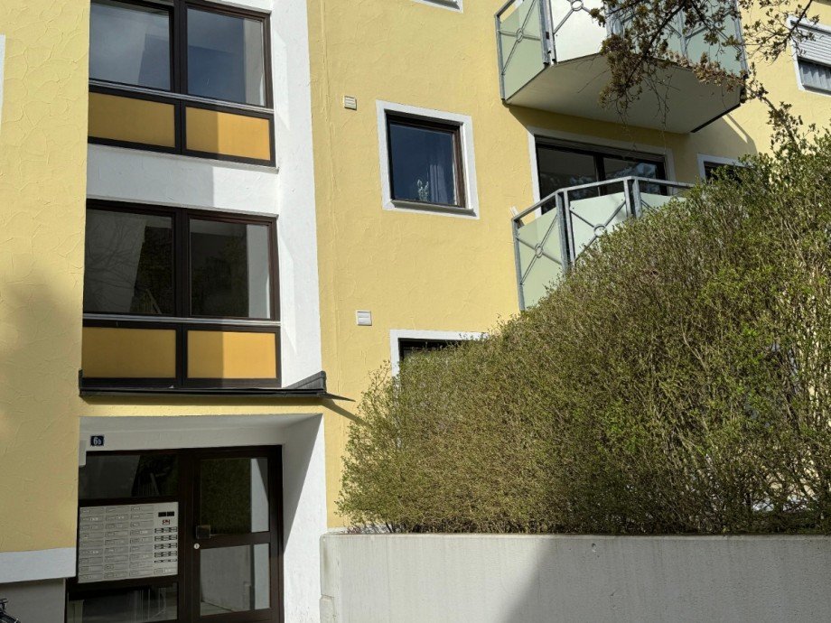 Bild... Etagenwohnung Neus��