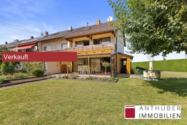 Wir gratulieren den K�ufern zum neuen Eigenheim Augsburg Reihenendhaus *** Verkauft *** Gro�z�giges, hochwertiges Reihenendhaus mit gro�em Grundst�ck