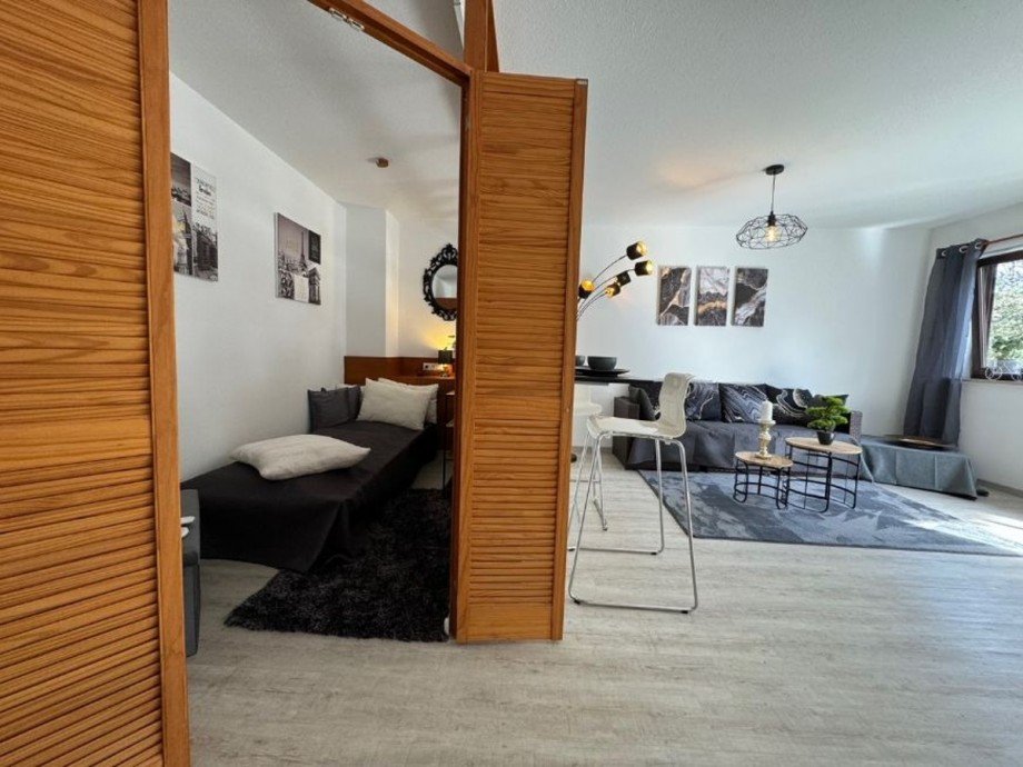 Bild... Etagenwohnung Neus��